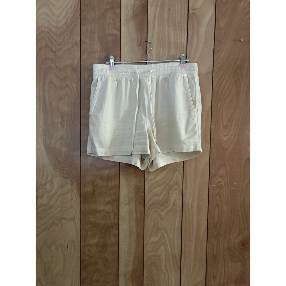 Gap Women’s Shorts Stone Drawstring Waist 3 Inch Inseam Size Small